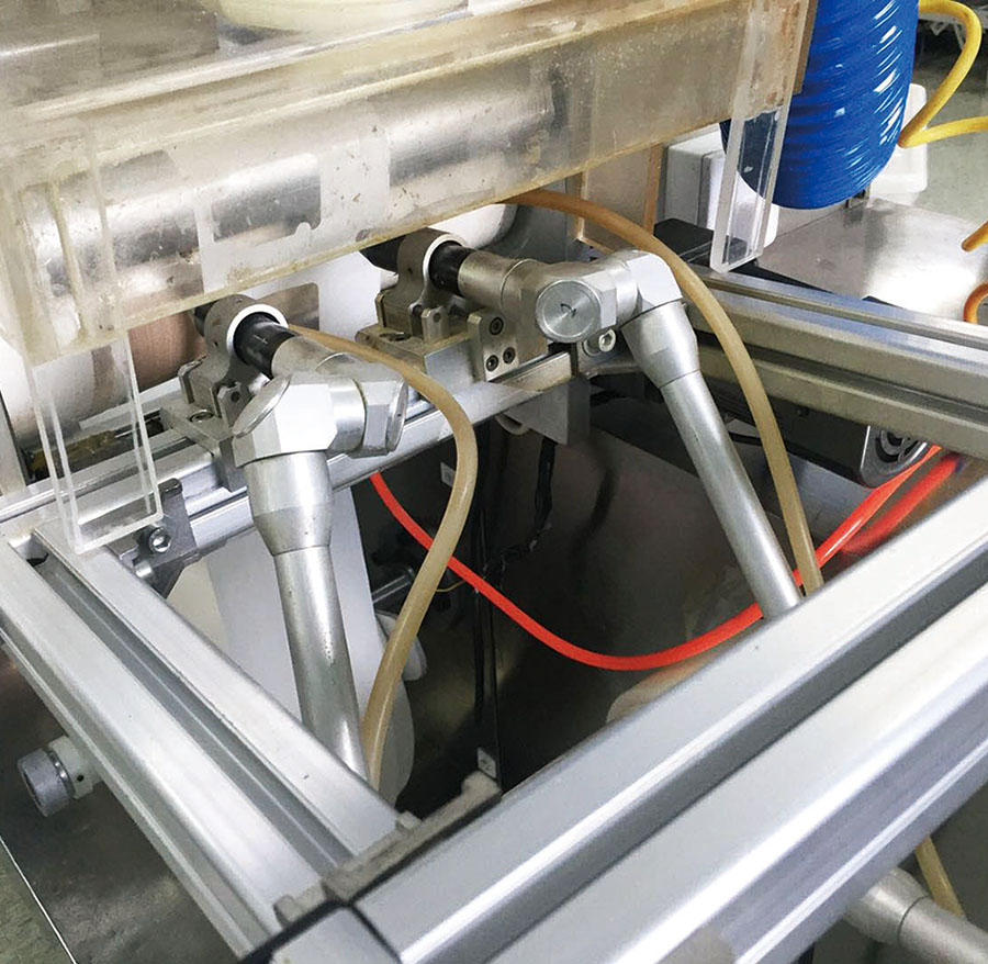 CWD 流水線自動(dòng)化激光切割